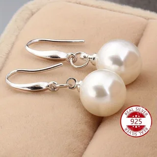 白色 饰品